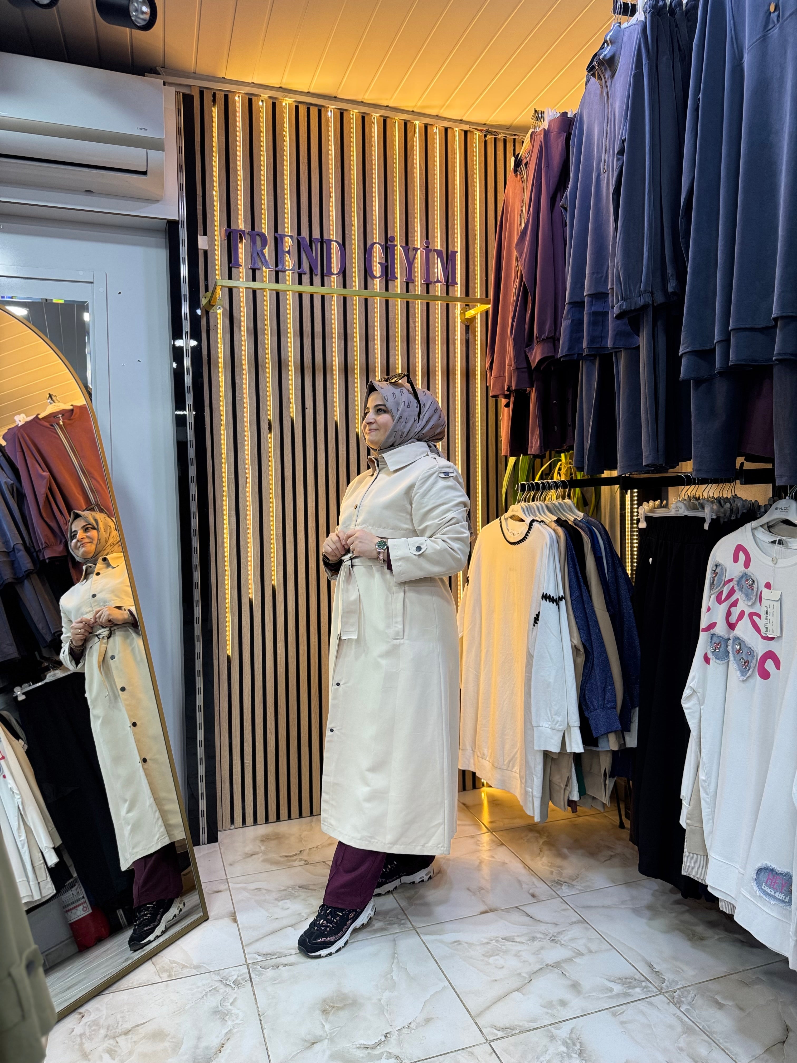 ESVET TRENCH BEJ