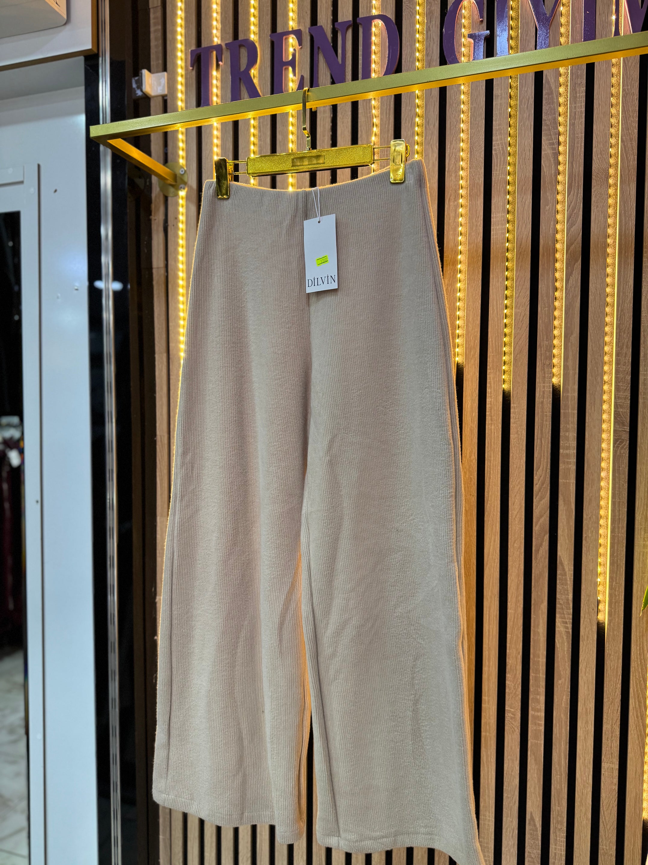 DILVIN TRIKO PANTOLON KREM