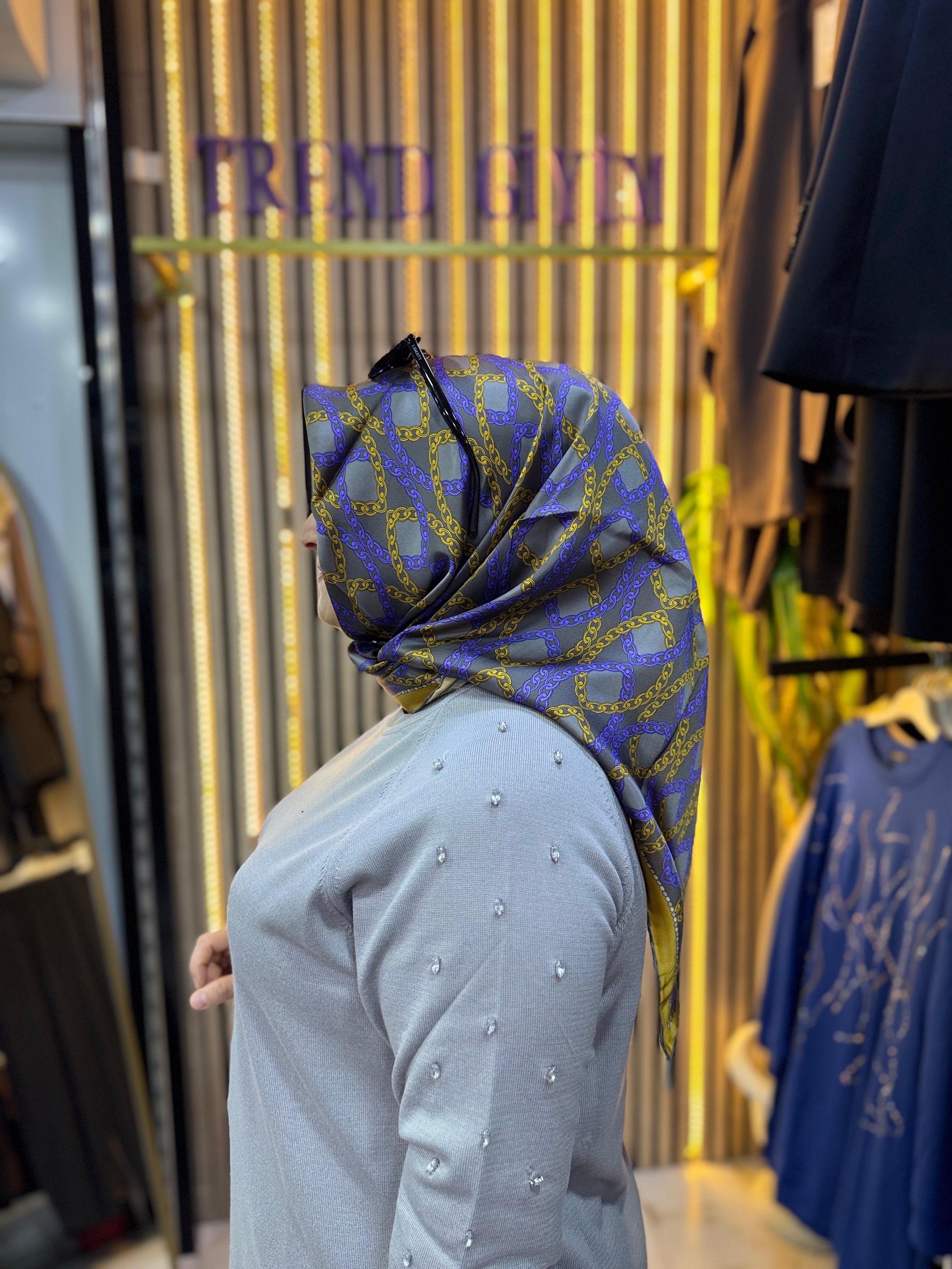 ARMİNE İPEK EŞARP T13