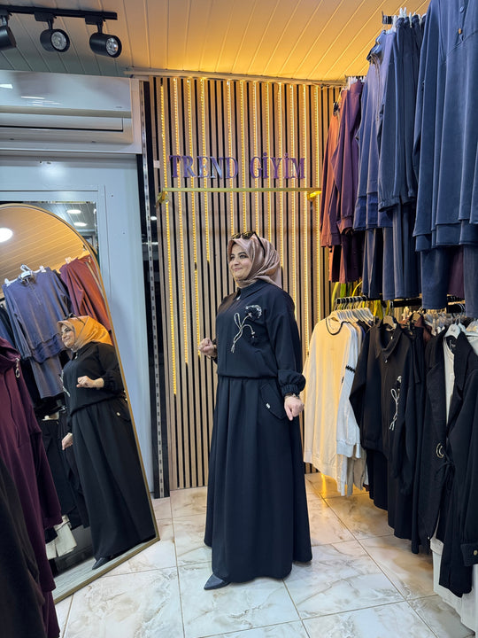 GÜL DETAYLI ETEKLI TAKIM KREP KUMAŞ ETK 2