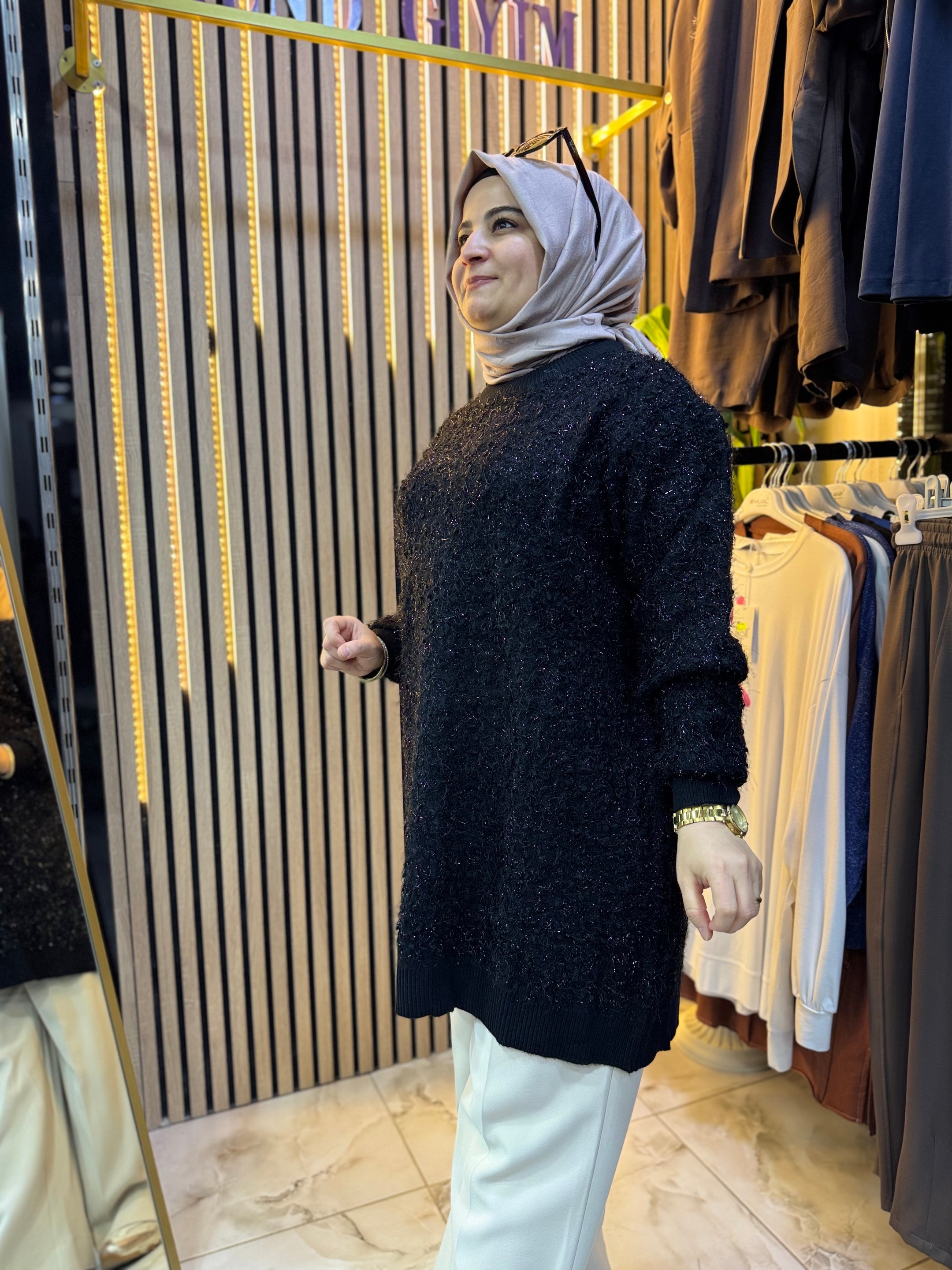 ANGORA YUMOŞ TUNIK SİYAH