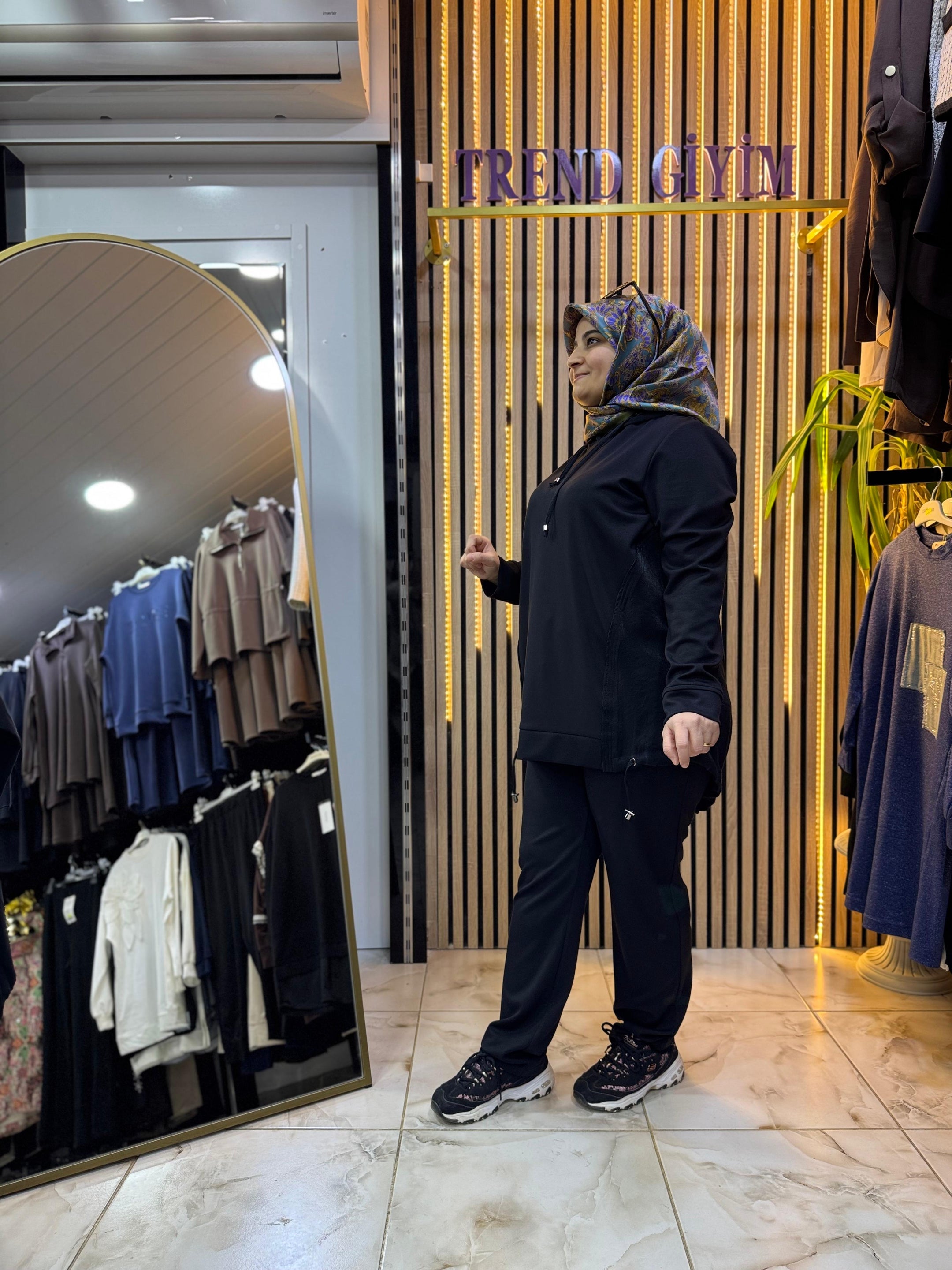 AHSEN TAKIM SİYAH T20