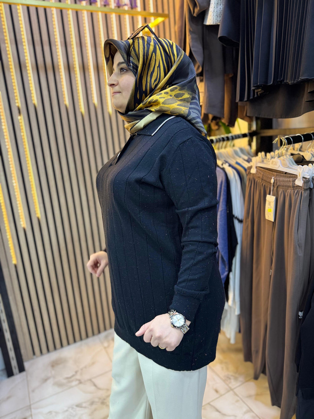 NEFİSE AKRİLİK SİMLİ TUNİK  TN41