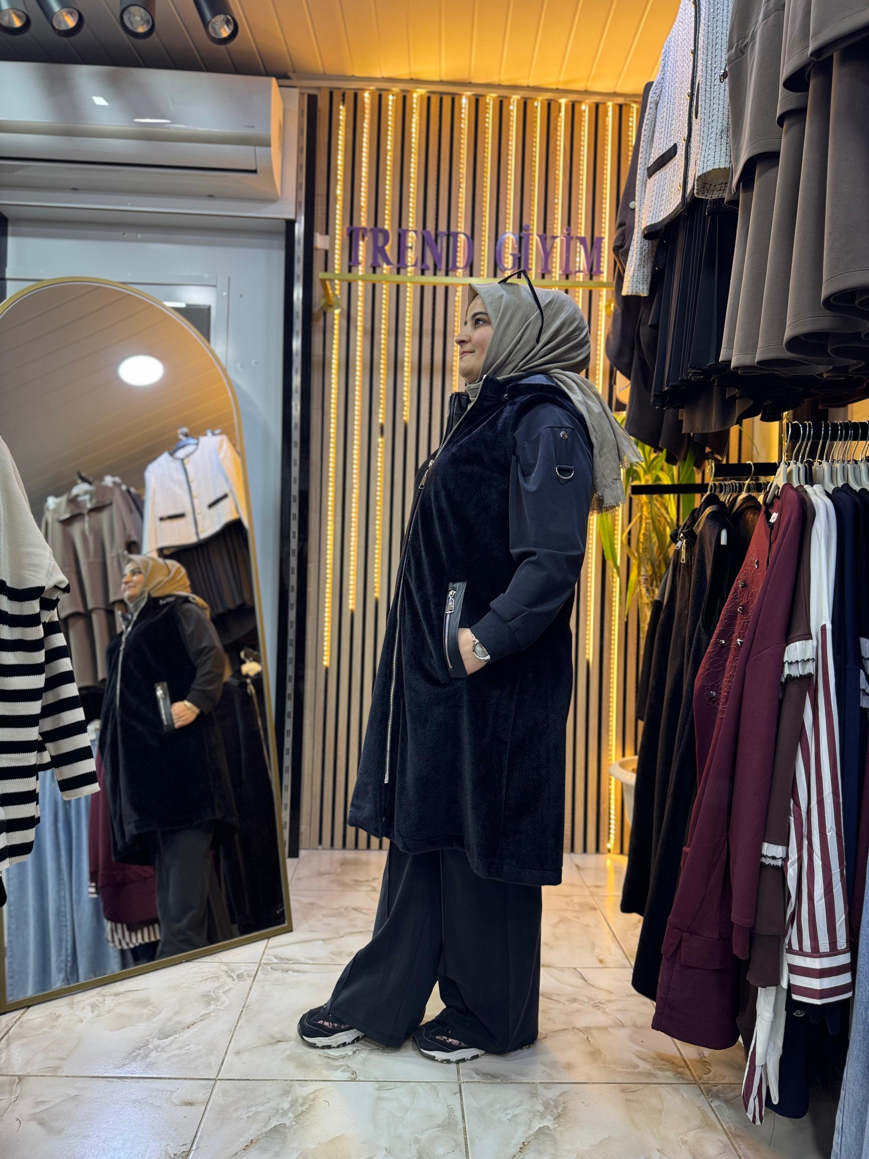 KAŞE KÜRK YELEK SİYAH CY4