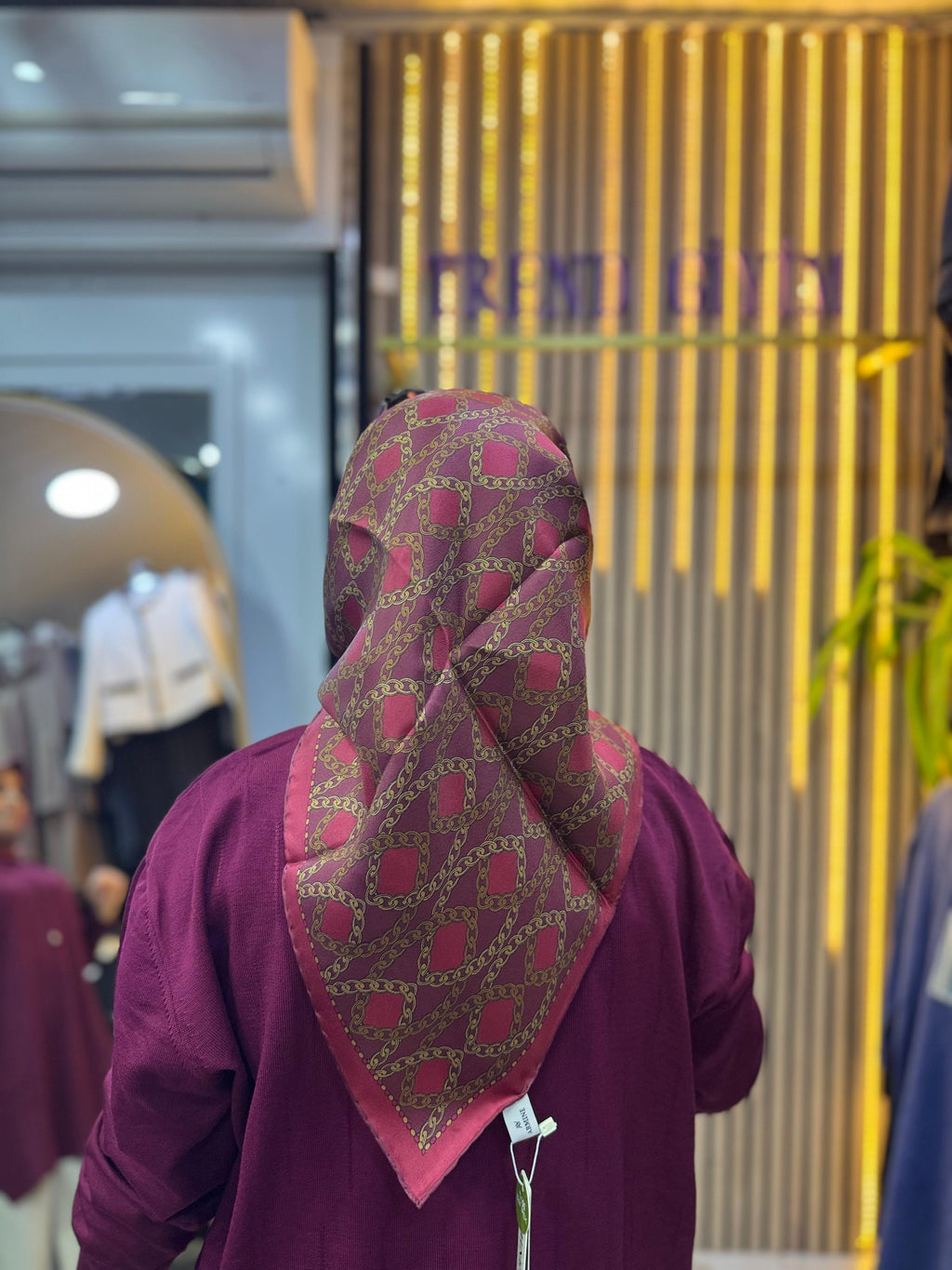 ARMİNE İPEK EŞARP R12