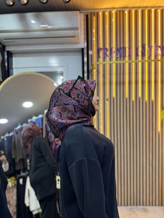 ARMİNE İPEK EŞARP R18