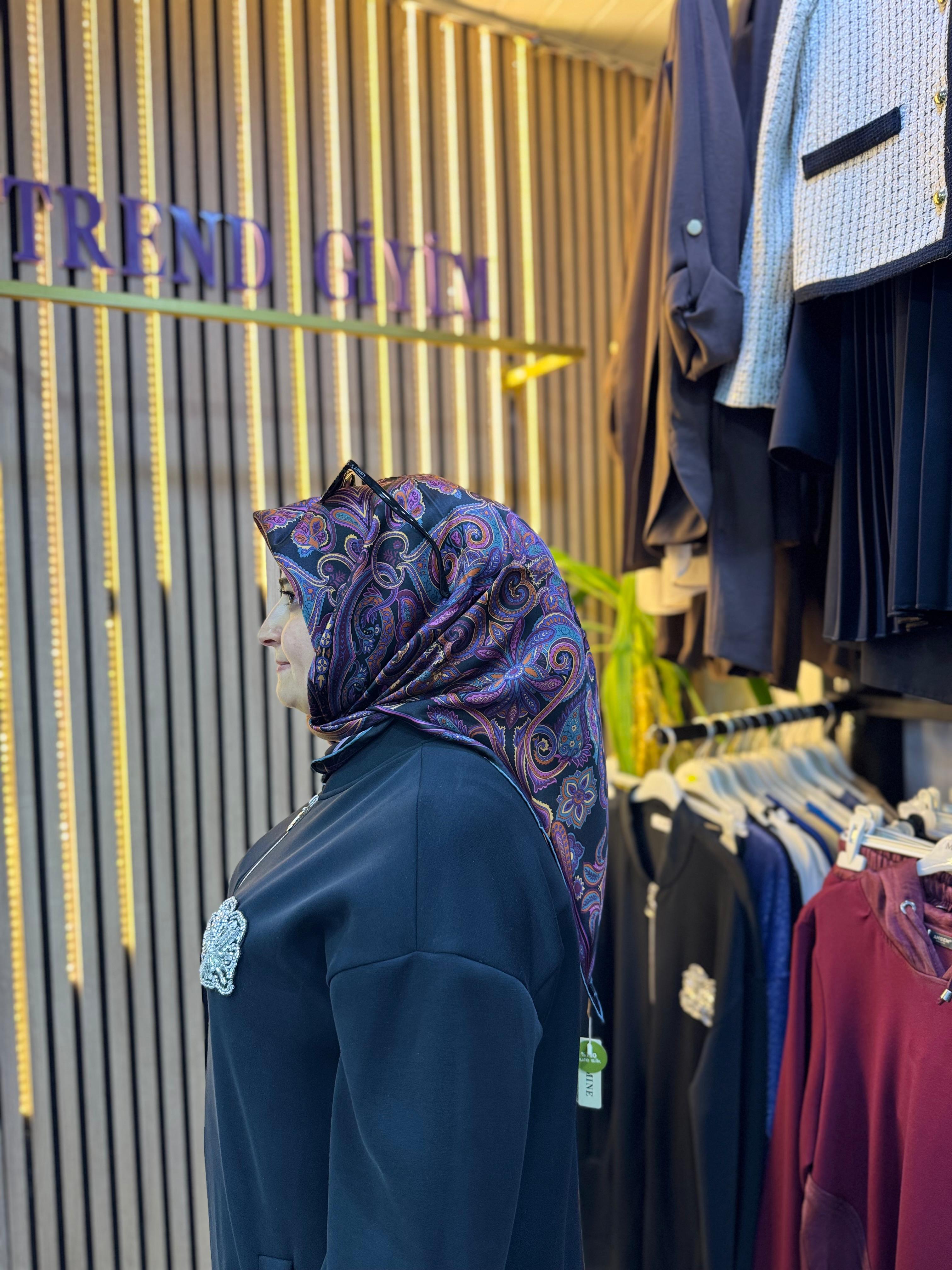 ARMİNE İPEK EŞARP R18