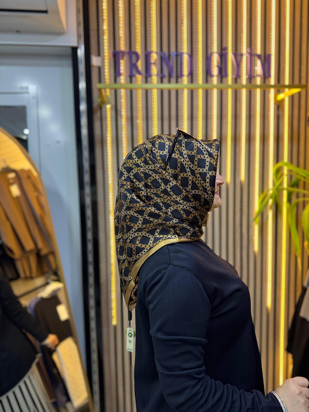 ARMİNE İPEK EŞARP Ş16