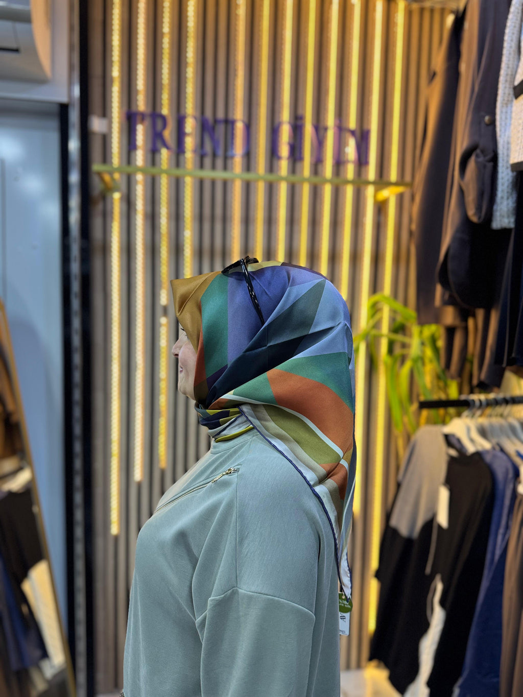 ARMİNE İPEK EŞARP Ş15