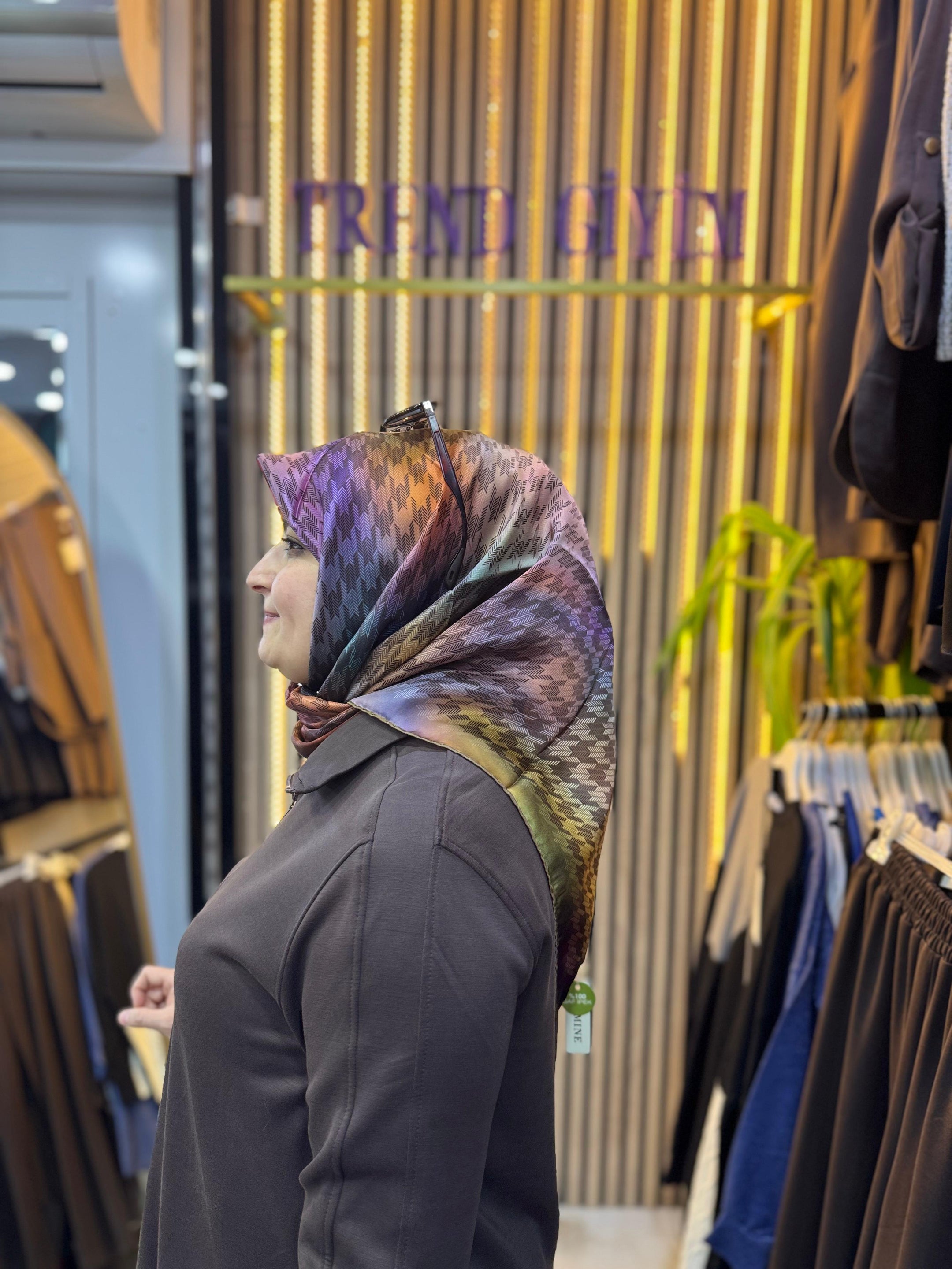 ARMİNE İPEK EŞARP Ş14