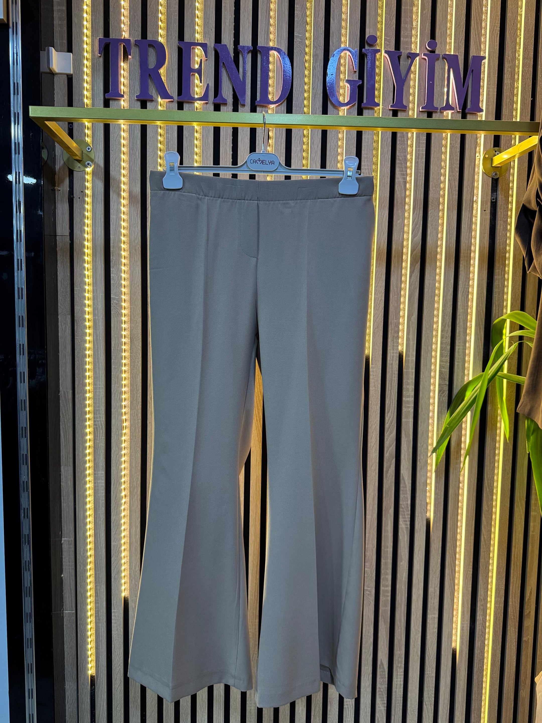 BİHRUZE İSPANYOL PAÇA KREP PANTOLON KOYU TAŞ RENGİ