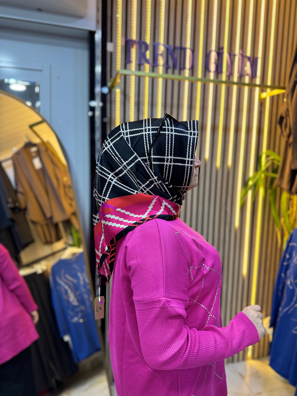 ARMİNE İPEK EŞARP T15