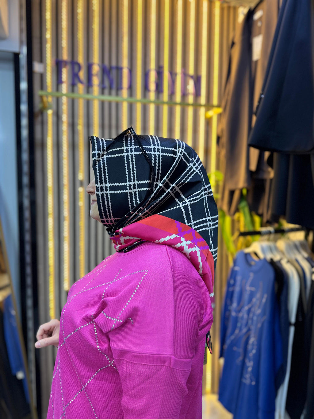 ARMİNE İPEK EŞARP T15